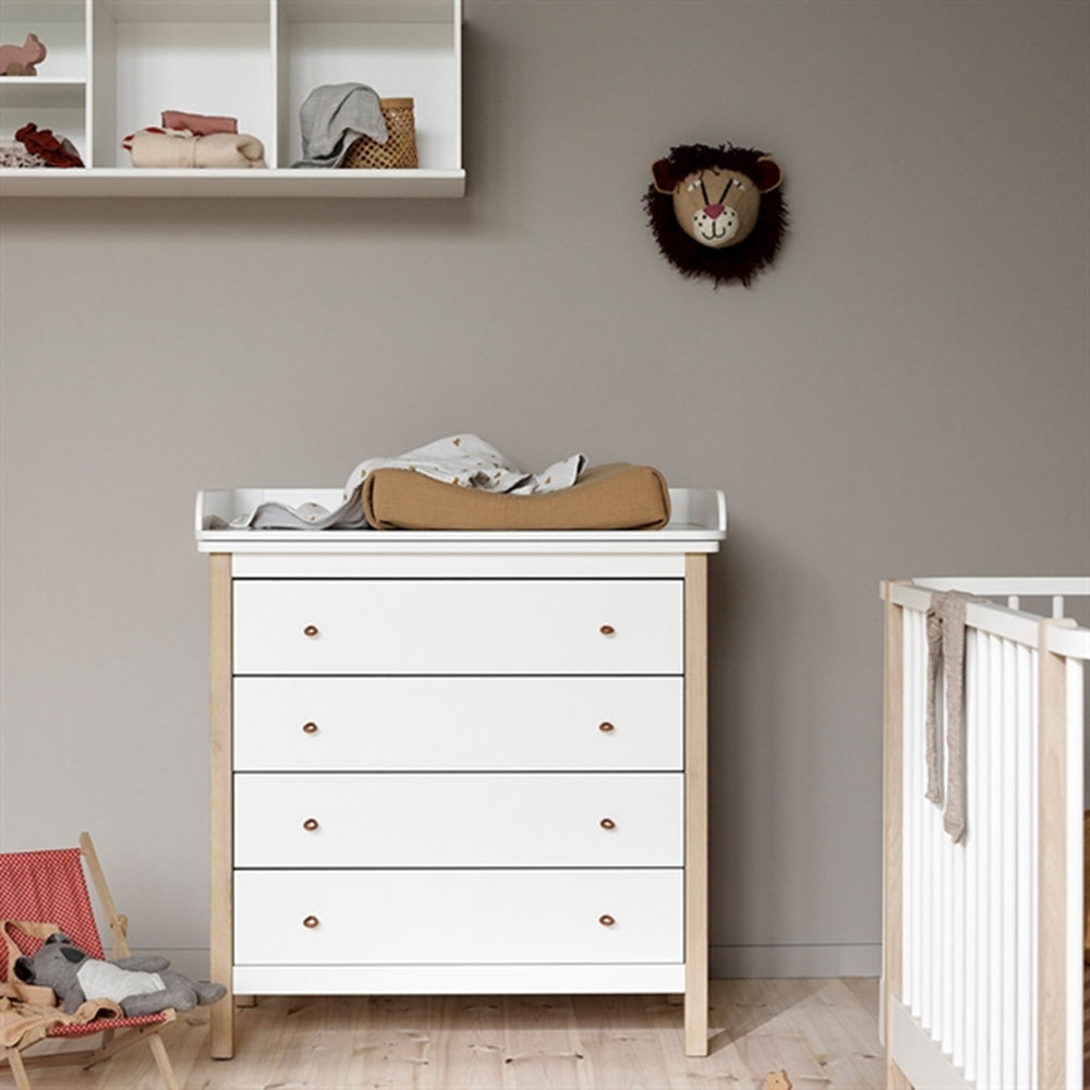Køb Oliver Furniture Wood Puslekommode m. 4 Skuffer Hvid/Eg