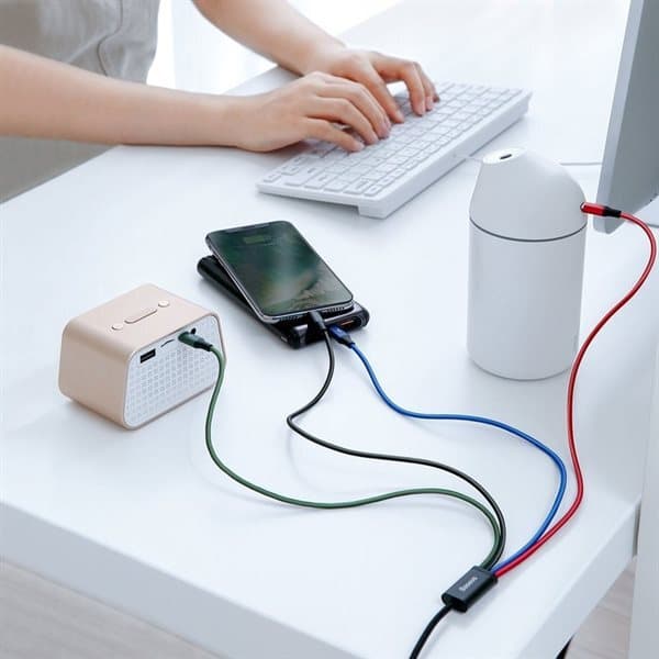 Baseus 4-i-1 USB-kabel til Lightning, 2x USB-C & microUSB 3,5A 1,2m
