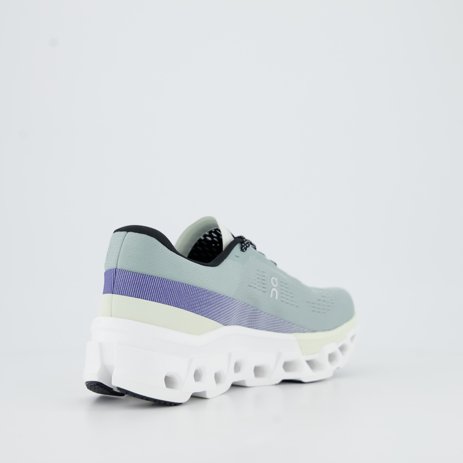 ON CLOUDMONSTER 2