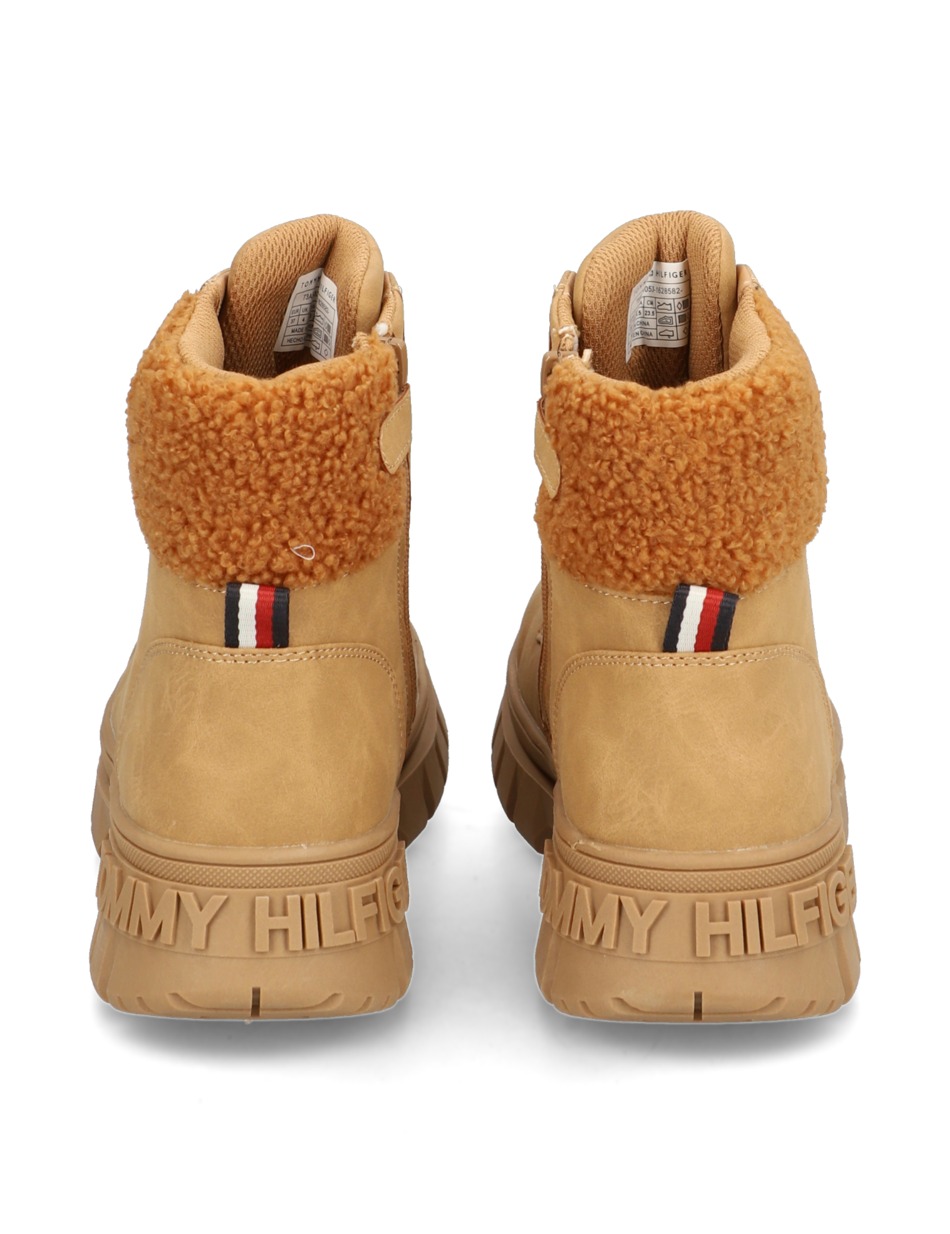 MICHIGAN LACE-UP BOOTIE
