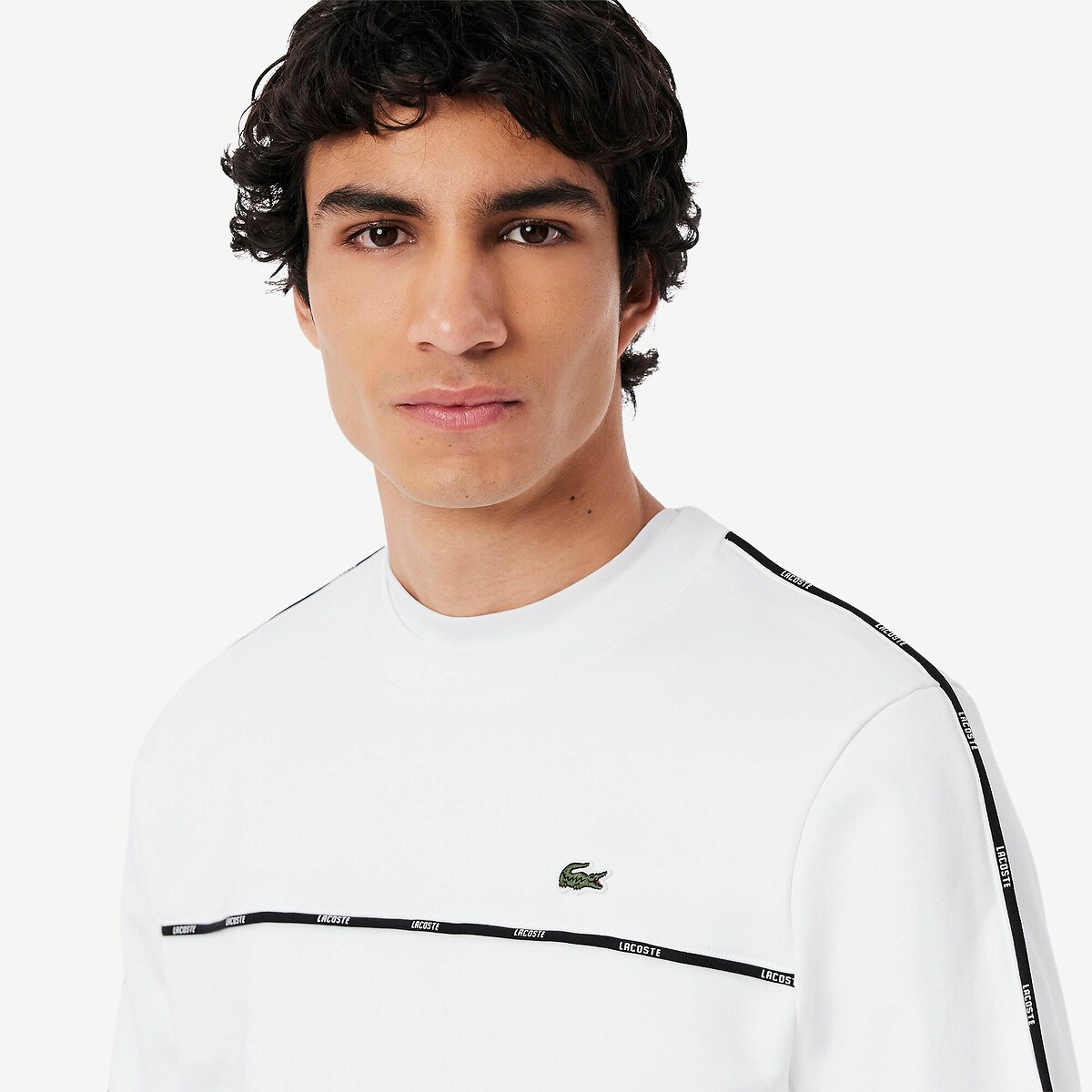 Suéter Lacoste com gola redonda e detalhes Lacoste