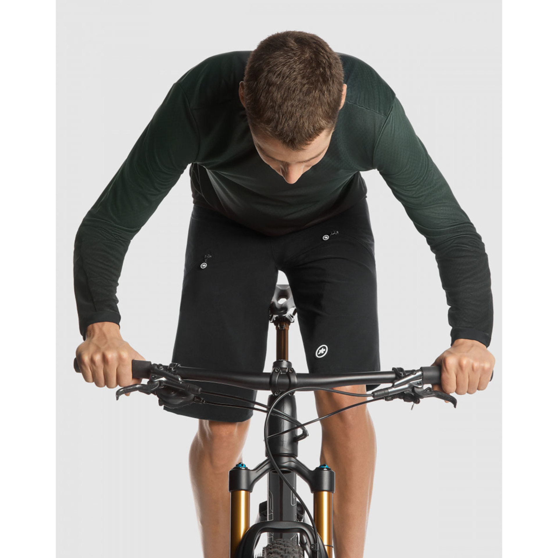 Assos Trail T3 MTB Fietsshirt Lange Mouwen Donkergroen/Zwart Heren