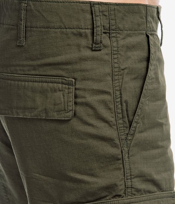 Carhartt WIP Regular Cargo Columbia Shorts (cypress rinse)