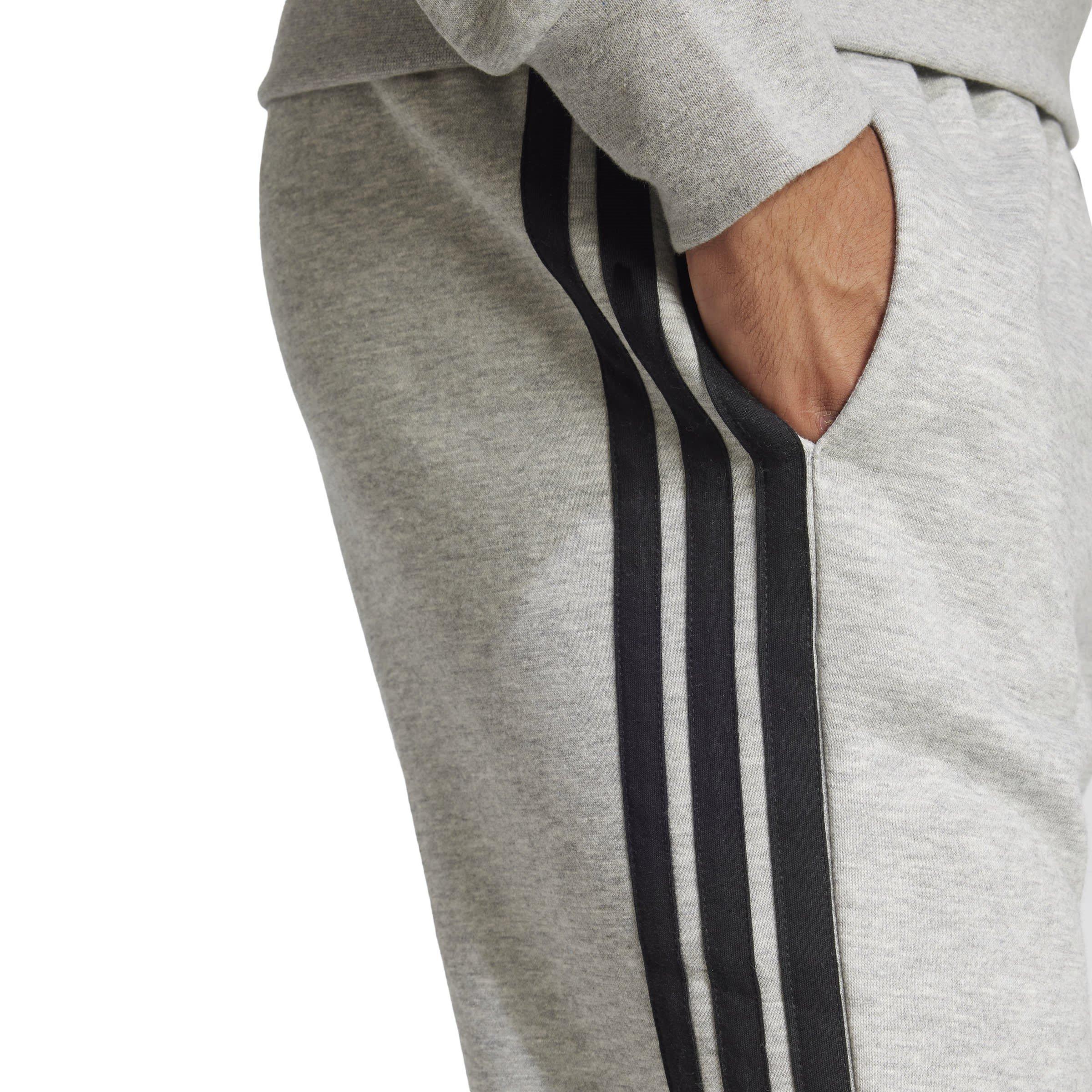 adidas Essentials Fleece Tapered Cuff 3-Stripes Joggers