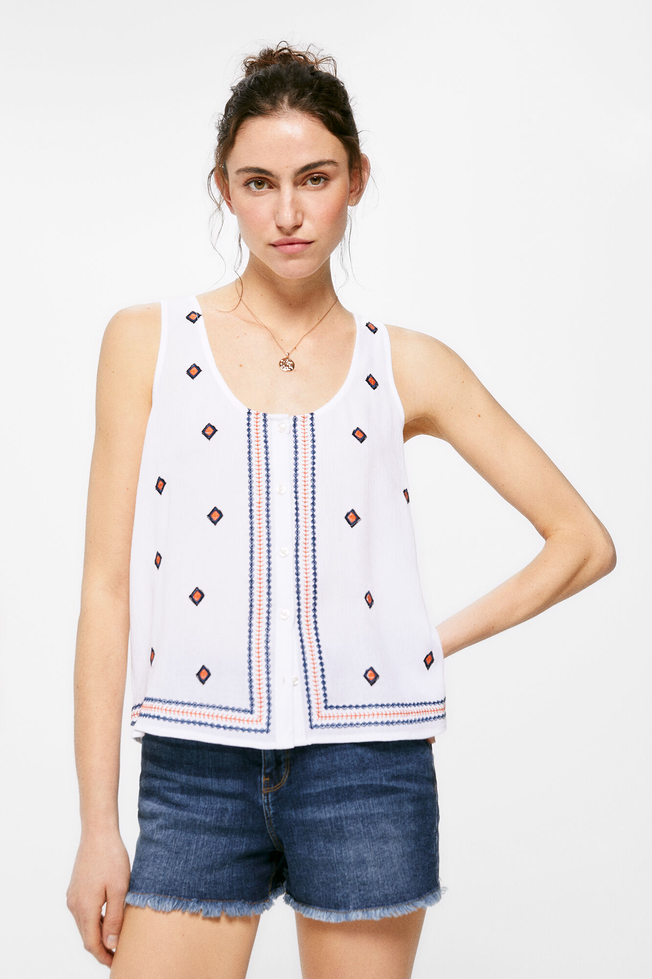Blusa bordada - Amarela