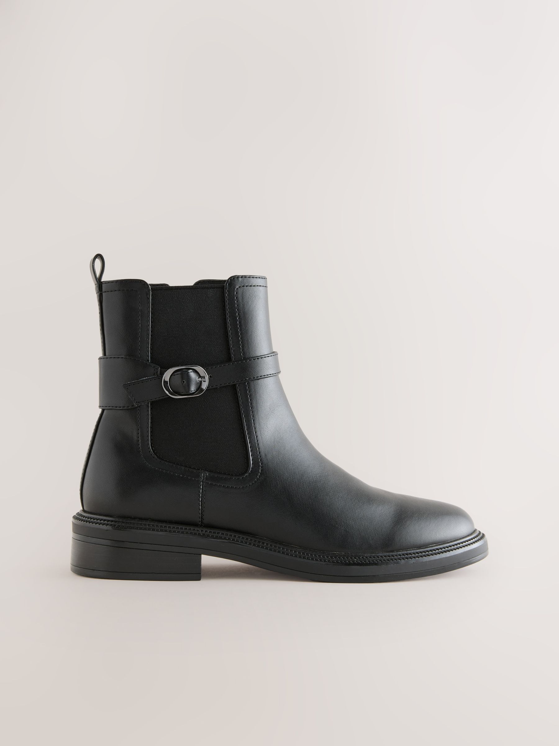 Zwart - Chelsea Boots met gesp