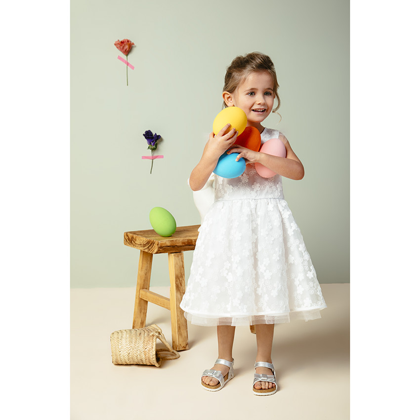 Robe de cérémonie à manches courtes avec broderies pour fille