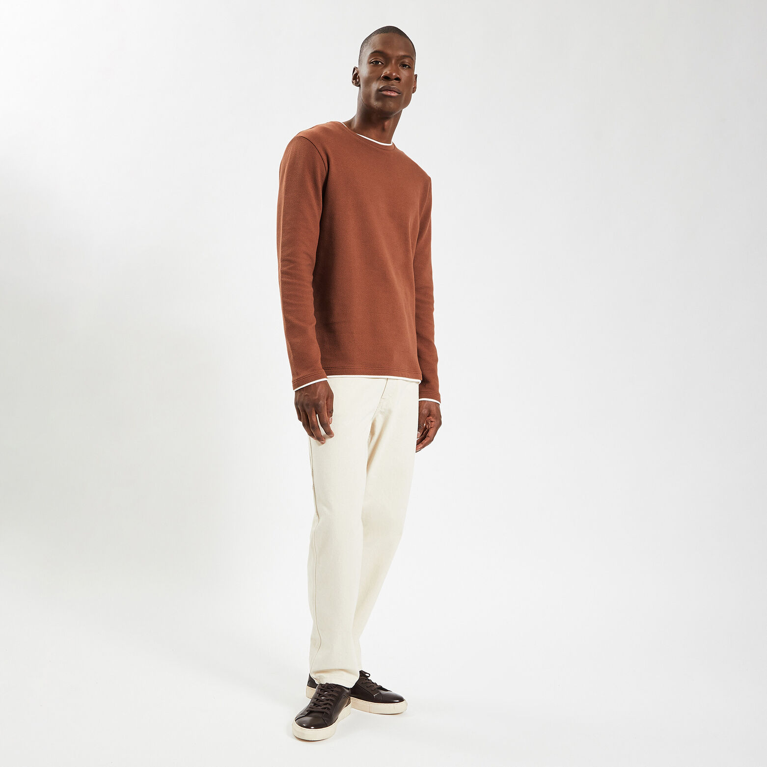 Tee shirt double col matière fantaisie Marron