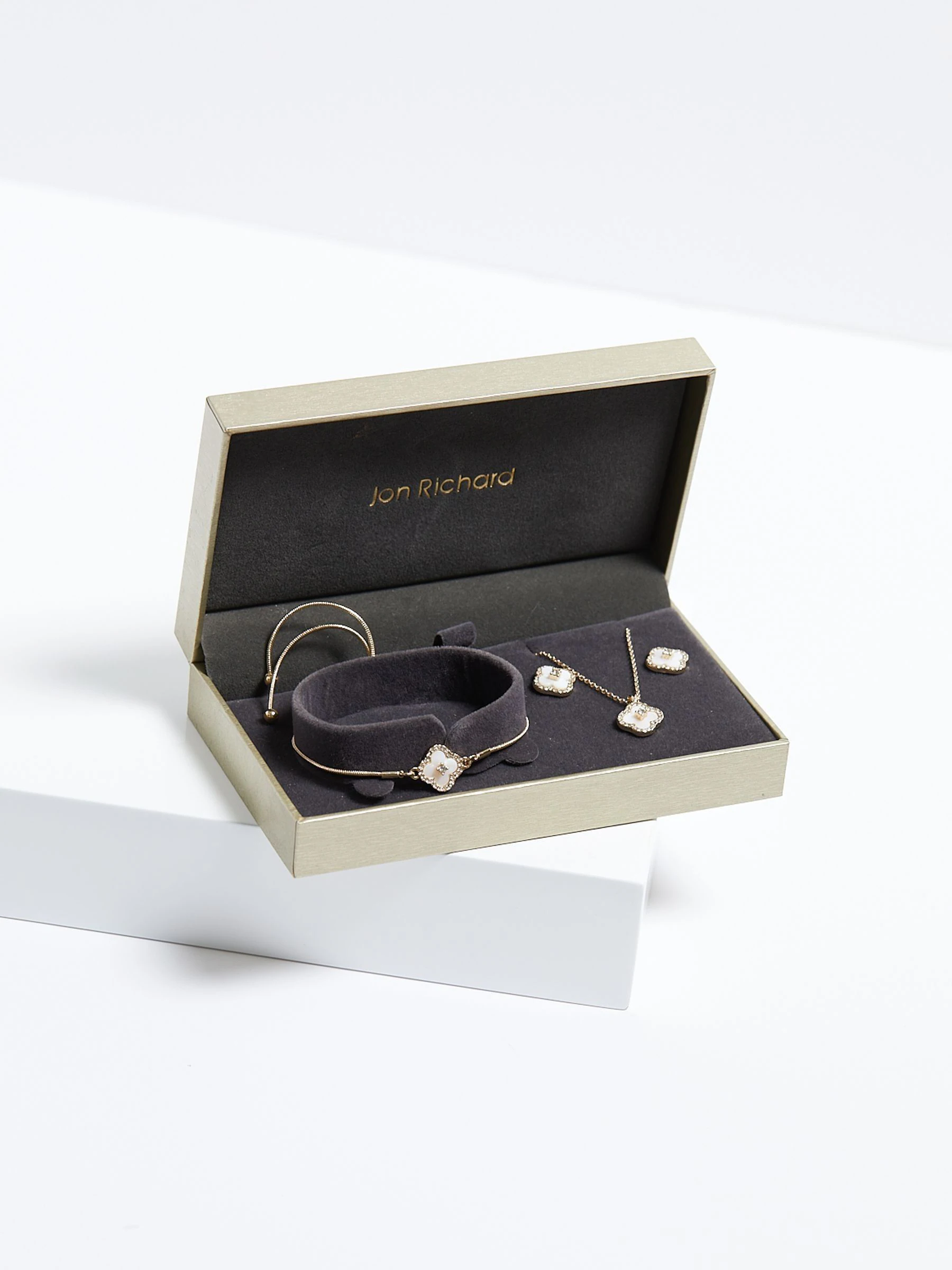Jon Richard Tone Crystal Clover Trio Set