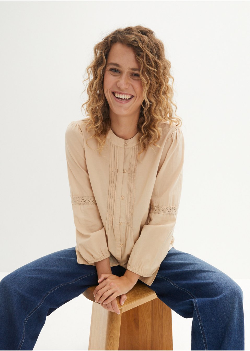 Blouse en coton à dentelle, manches 7/8