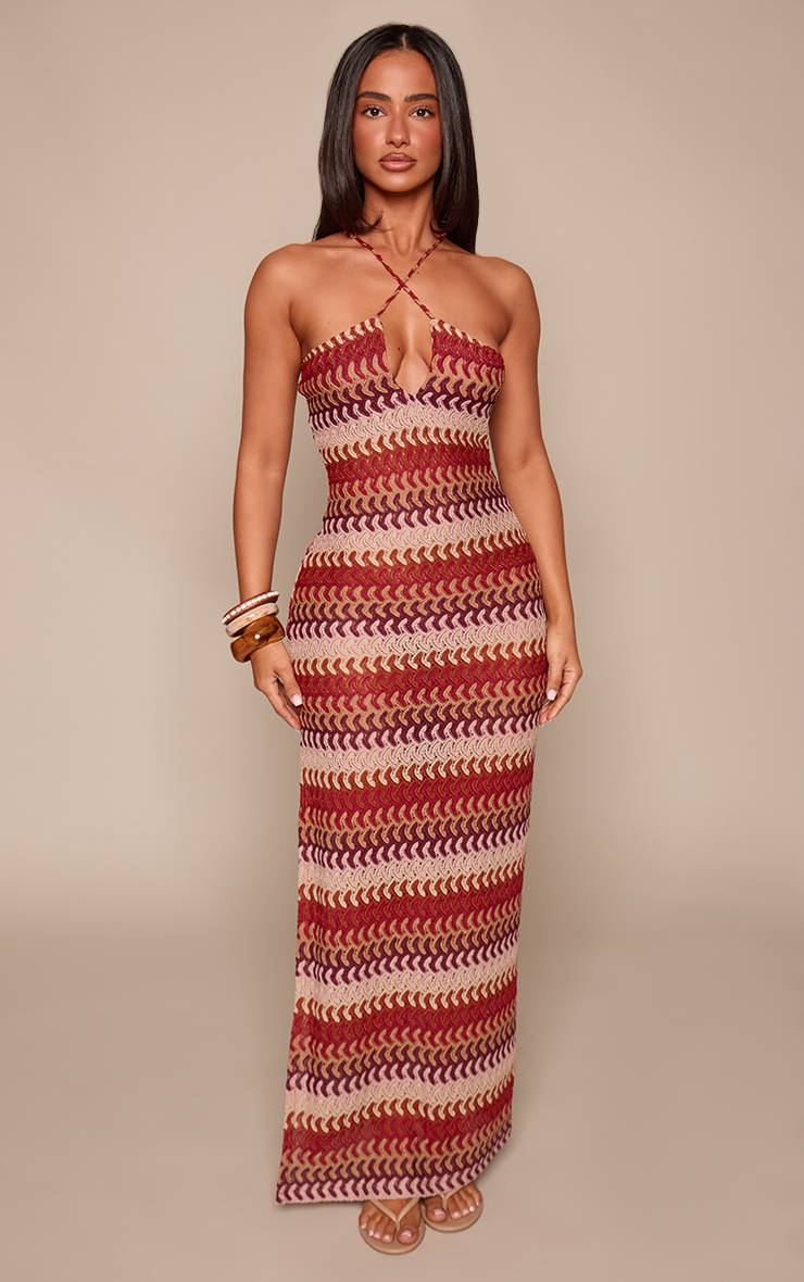 Rose Robe Maxi Petite En Crochet À Rayures Avec Col En V Et Bretelles