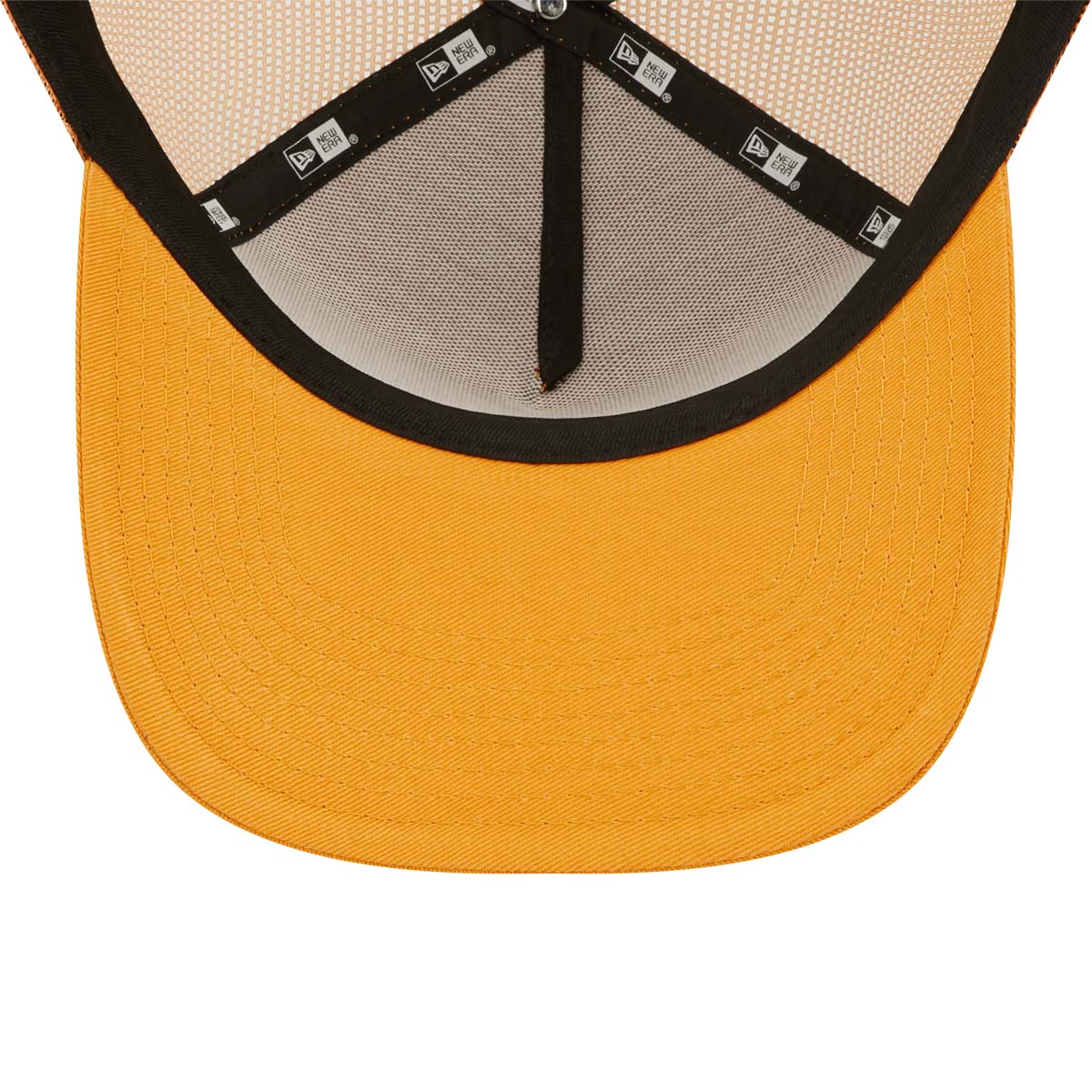 New Era New York Yankees Trucker Snapback Cap