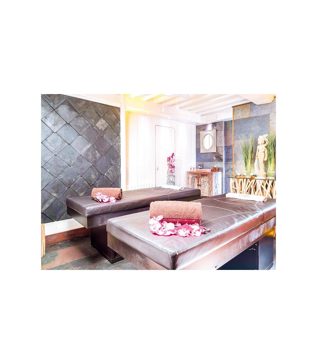 Escapade dans le pays d’Auge en hôtel 3* avec accès au spa et gommage - SMARTBOX - Coffret Cadeau Séjour