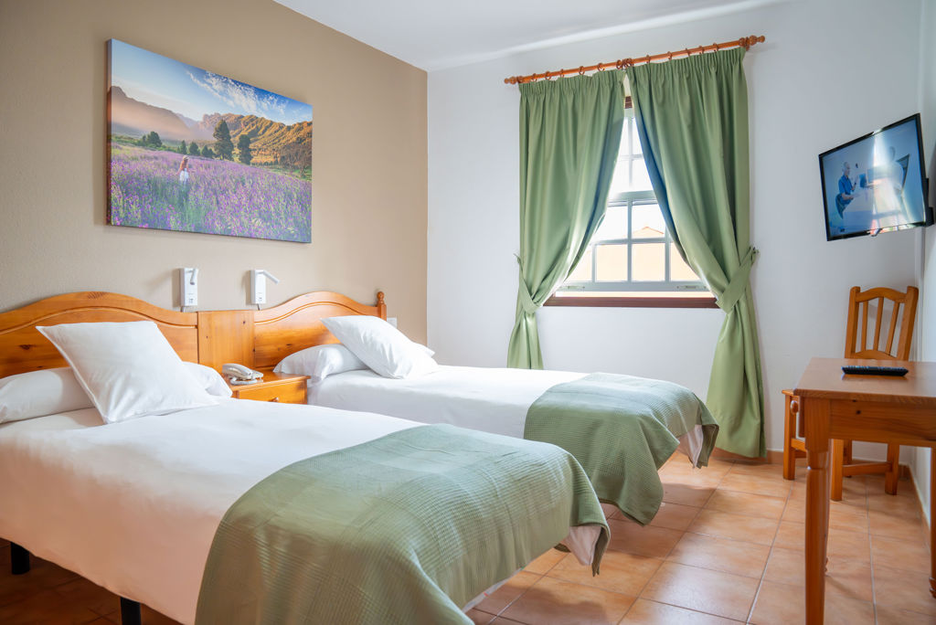 Oasis San Antonio Logies - Aparthotel