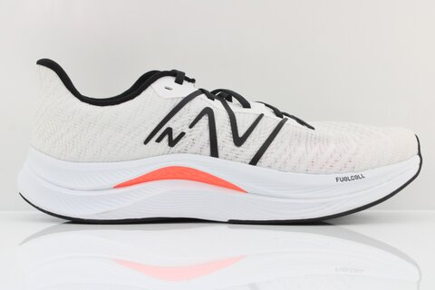 New Balance Propel