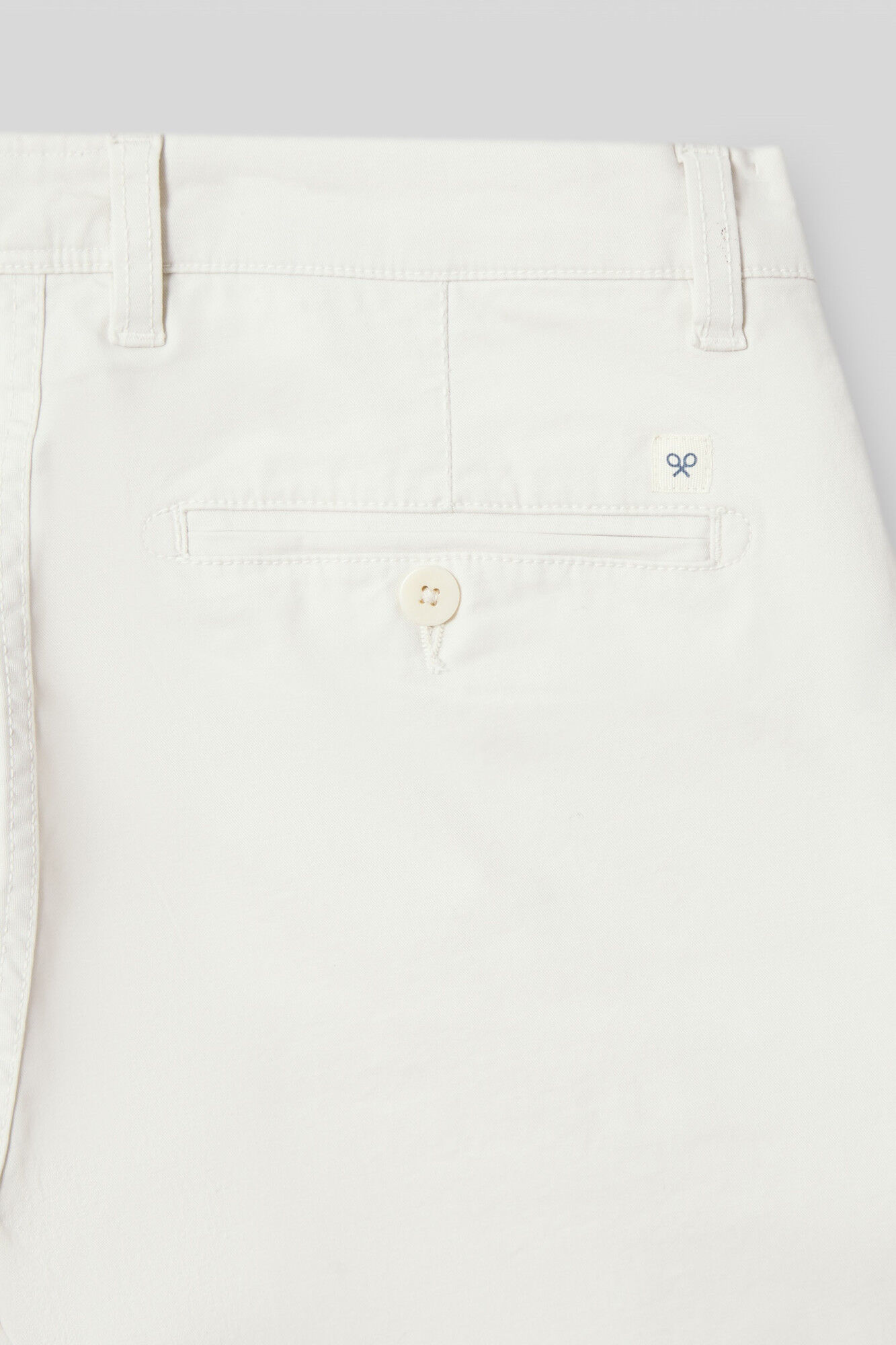 Calça esportiva chino cor marfim