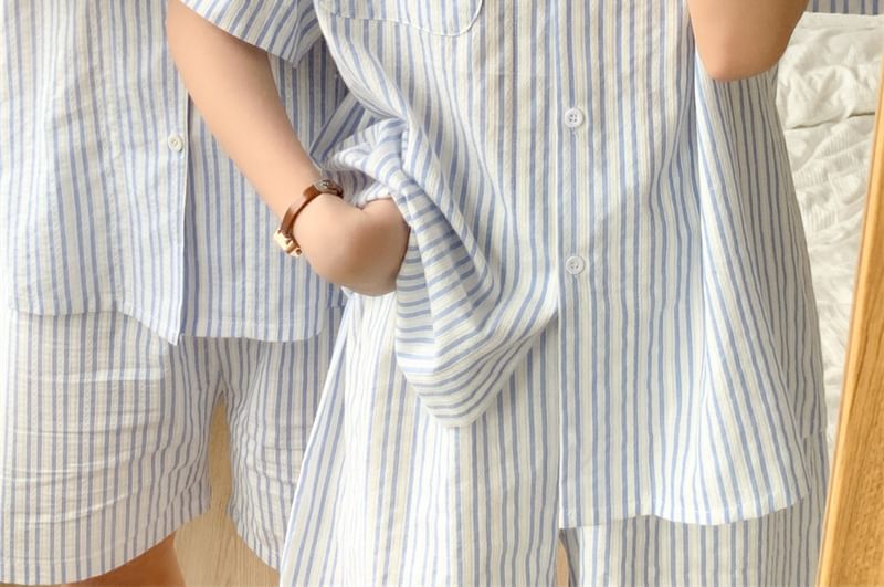 Tanee - Koppelset: gestreepte top met korte mouwen + shorts (verschillende ontwerpen)