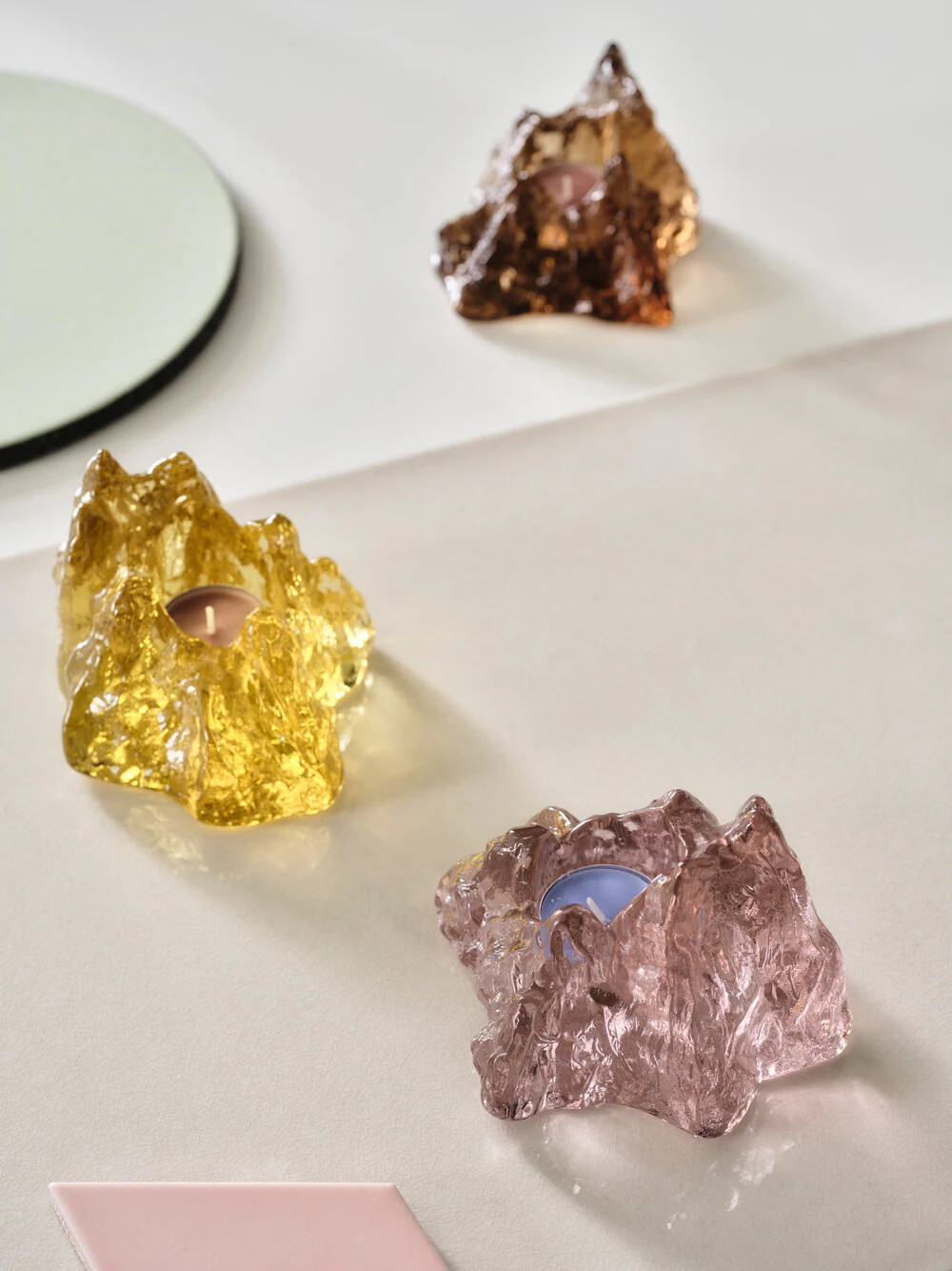 Kosta Boda  The Rock votive lysestage, Pink - H9 cm.