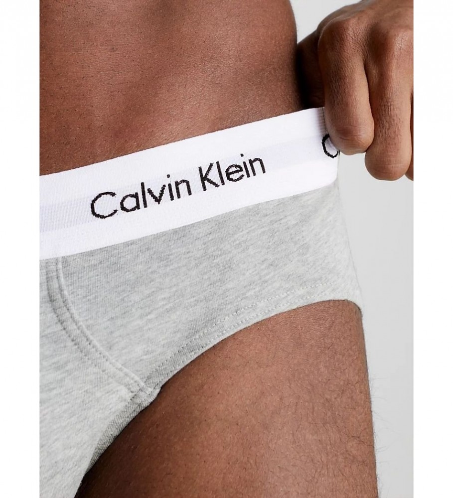 Conjunto de 3 camisolas Calvin Klein em algodão elástico nas cores cinza, branco e preto.