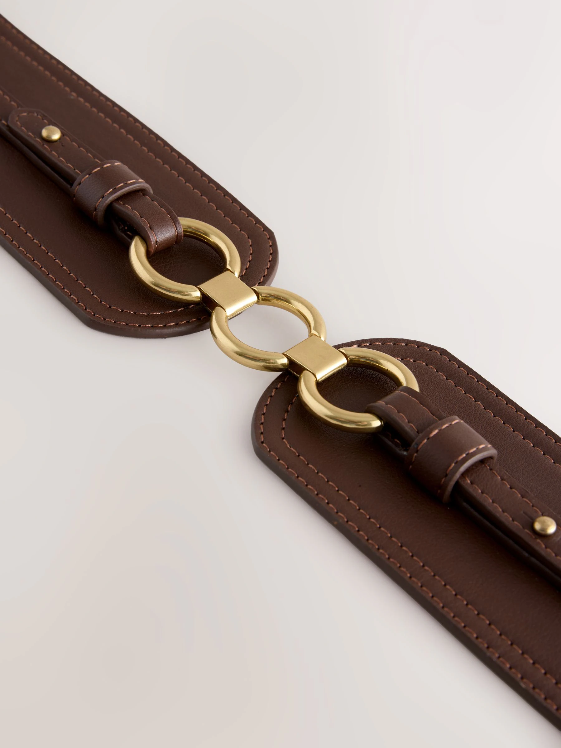 Chocoladebruin - Brede riem in korsetstijl