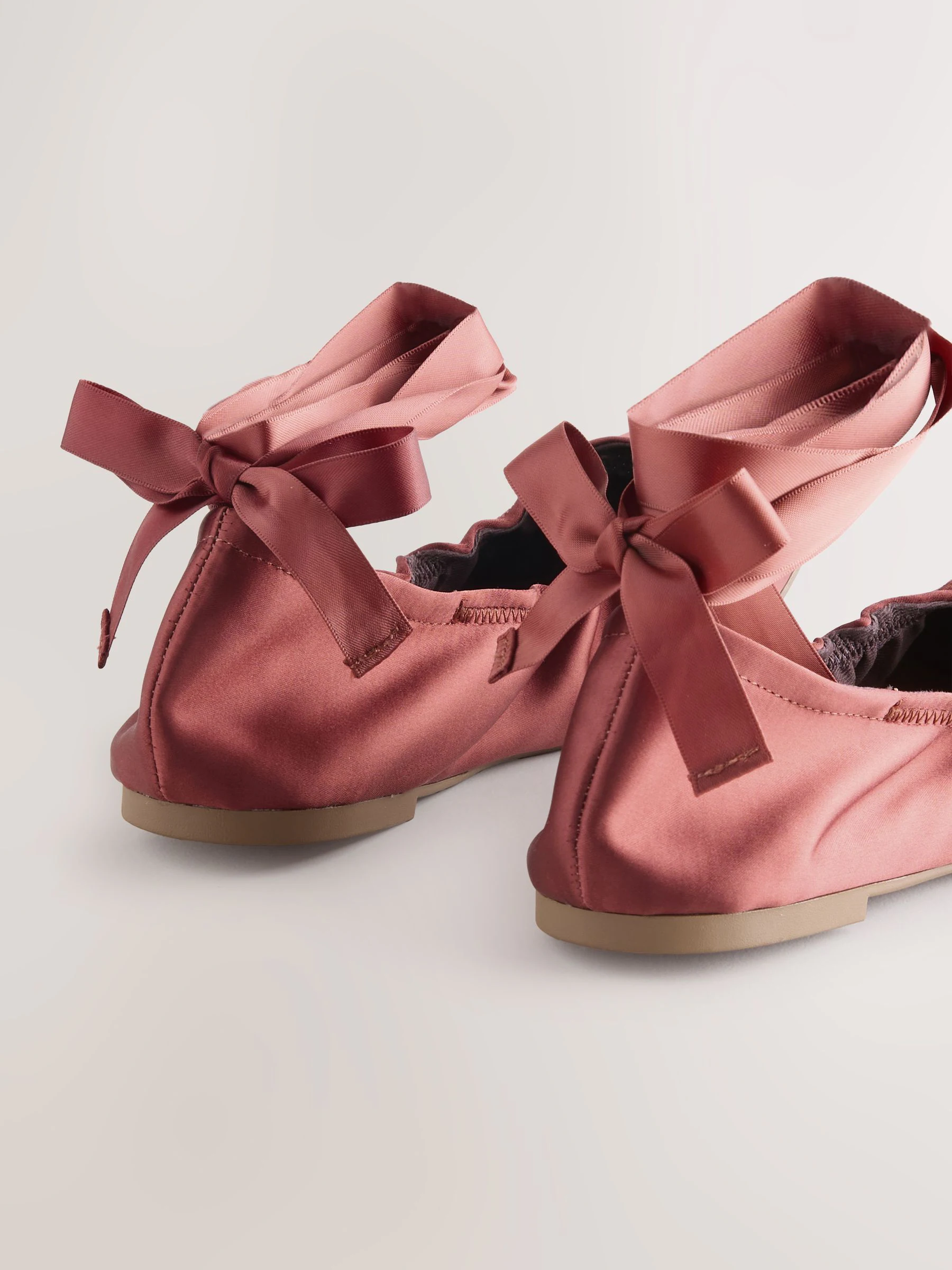 Roze - Ballerina's met wikkelband