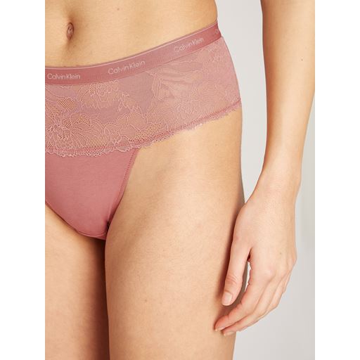 Calvin Klein Thong, Red Grape, L
