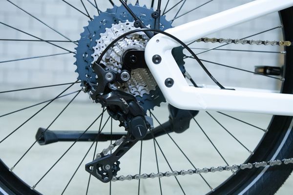 HOMAGE GT TOURING Crossover E-Bike  pearl white  54 CM