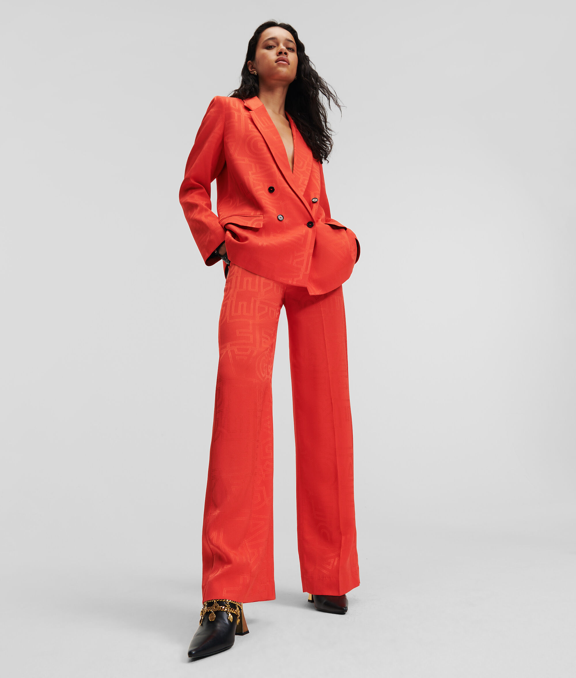 PANTALON HABILLÉ AVEC LOGO KARL