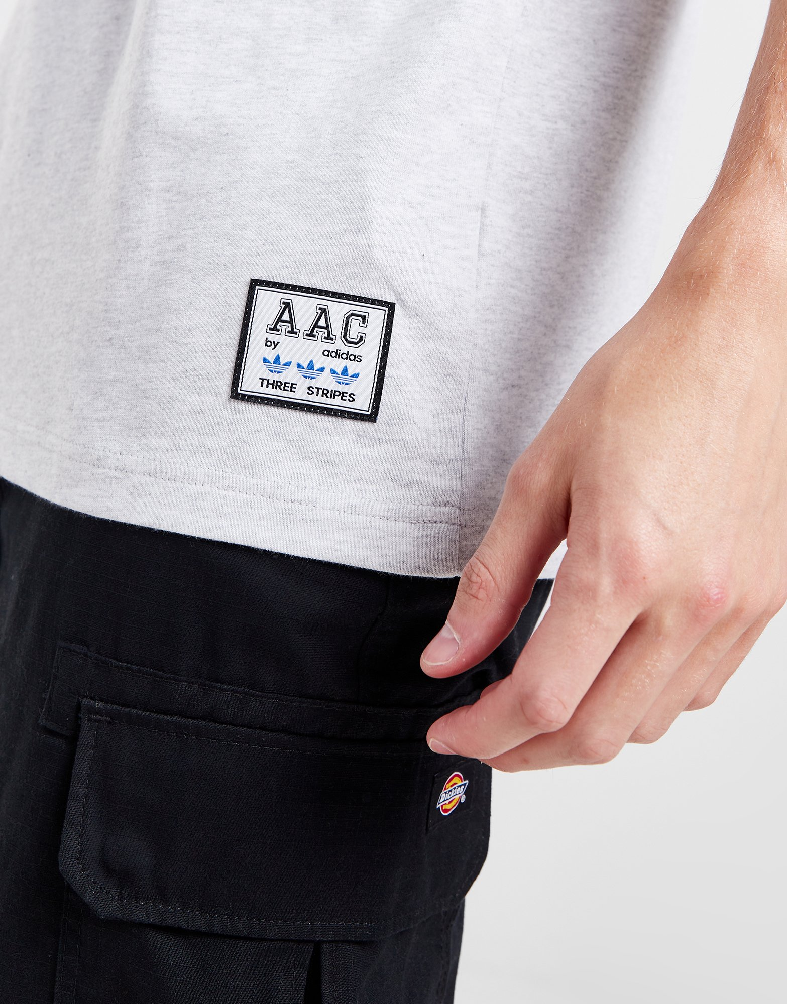 adidas T-shirt adidas RIFTA Metro AAC