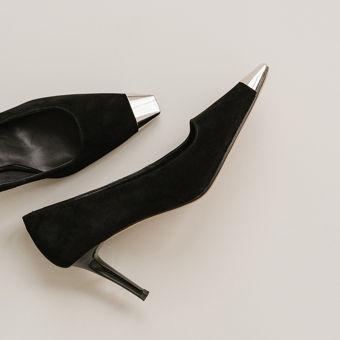 Escarpins à bouts carrés  en velours noir
