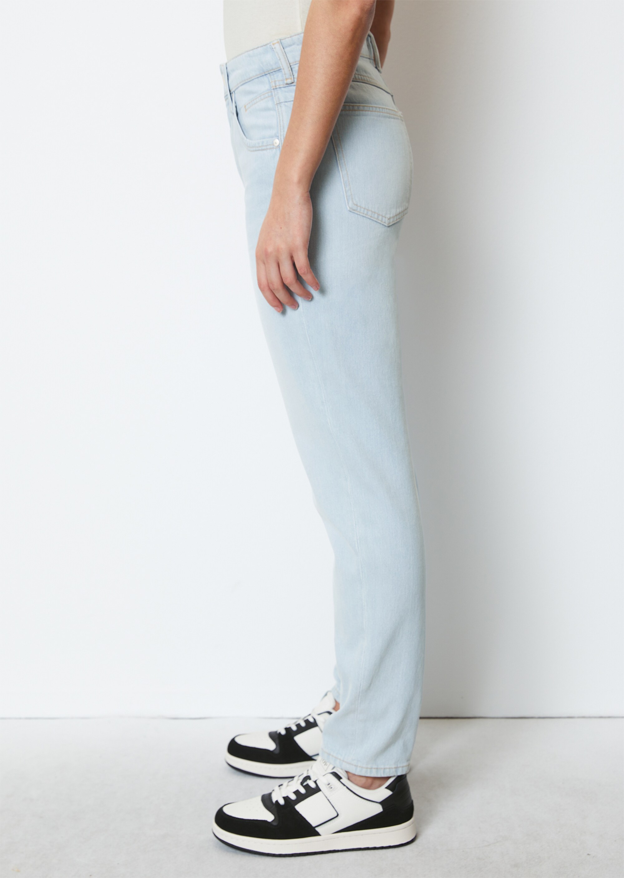 Jeans Modell FREJA boyfriend relaxed leg aus reinem Organic Cotton