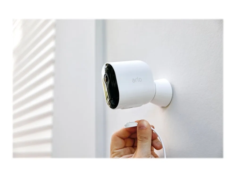 Arlo Pro 3 Wire-Free Security Camera System - Gateway   kamera(er) - trådløs (802.11b, 802.11g, 802.11n) - 3 kamera(er) - hvid