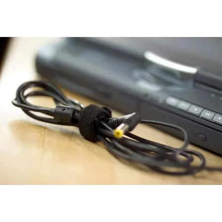 tesa On & Off Cable Manager, schwarz 5mx10mm