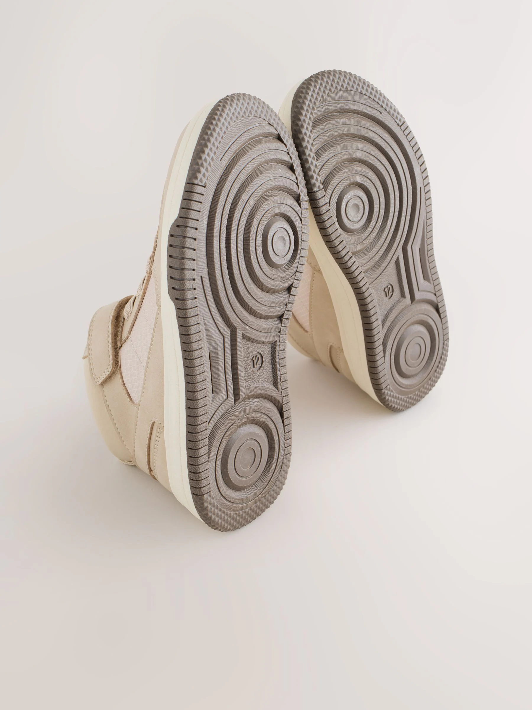 Neutraal - Hoge sneakers