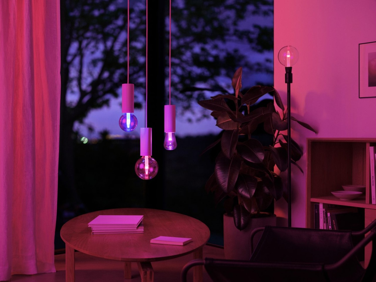 Philips Hue - LG ST72 Edison E27 Pære EU