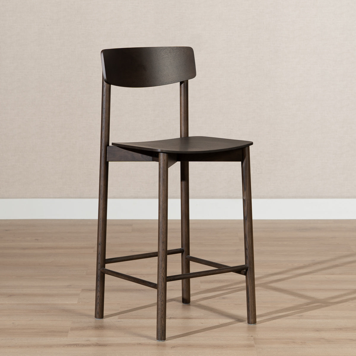 Bronx71 Scandinavische barkruk Reza walnoot 68,5 cm