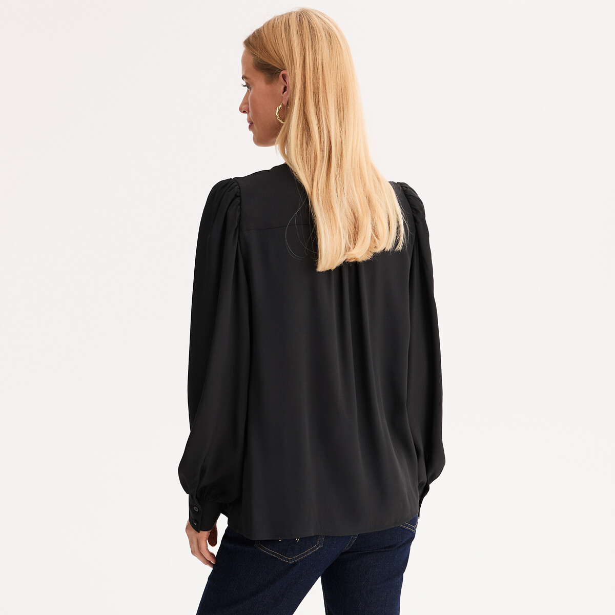 ANNE WEYBURN<br>Blusa de manga comprida com decote em V