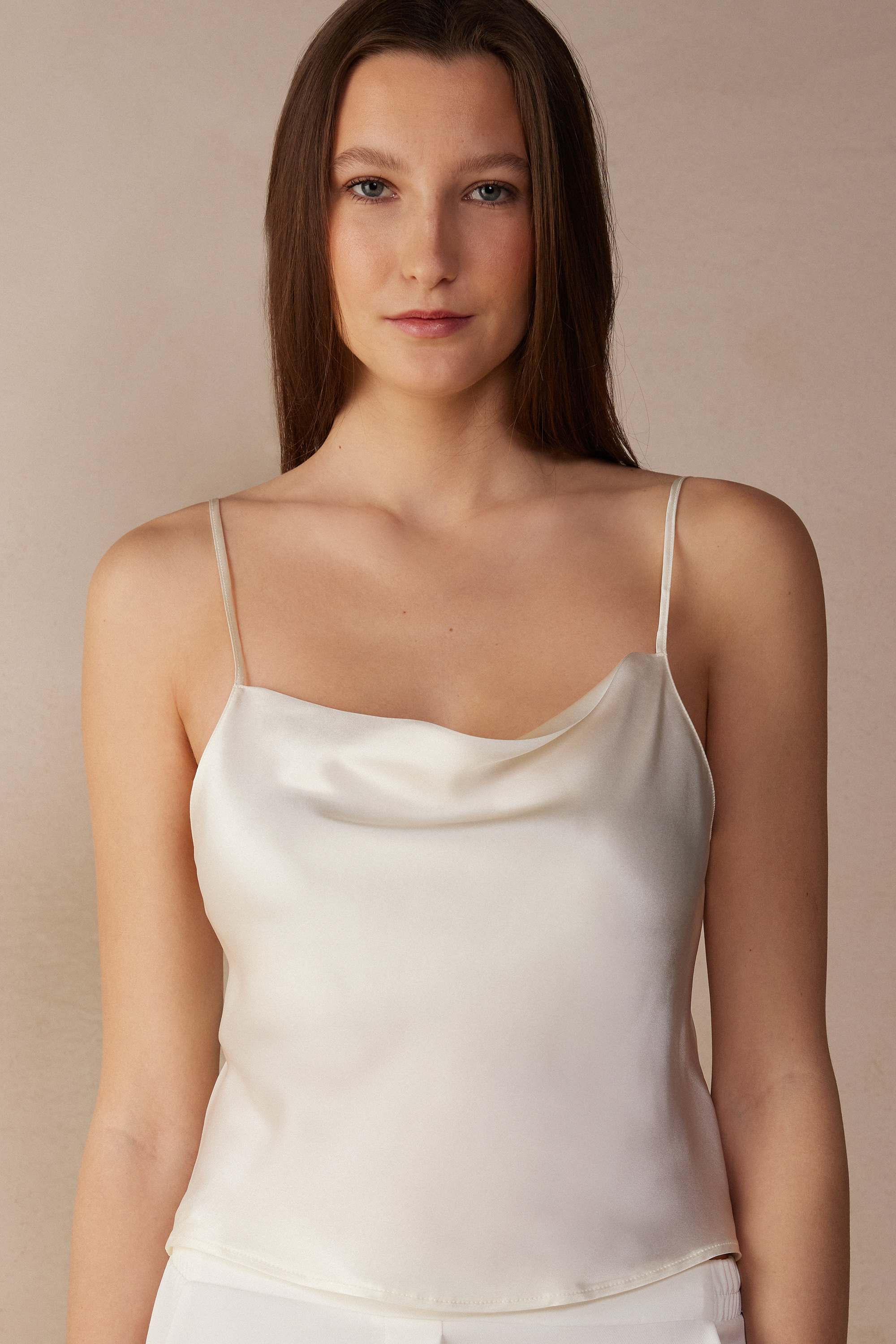 Top cropped de seda