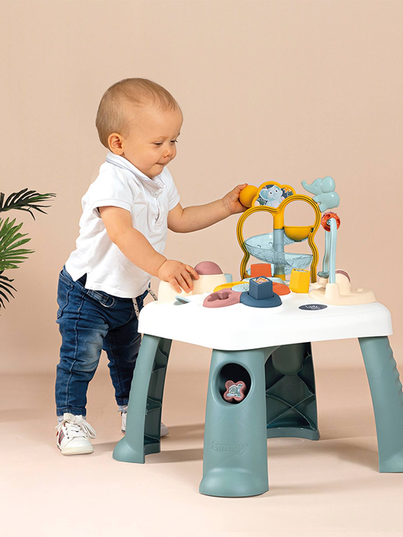 Mesa de atividades do Pequeno Smoby