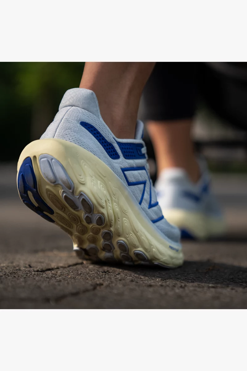 New Balance 1080 v13 Damen Laufschuh