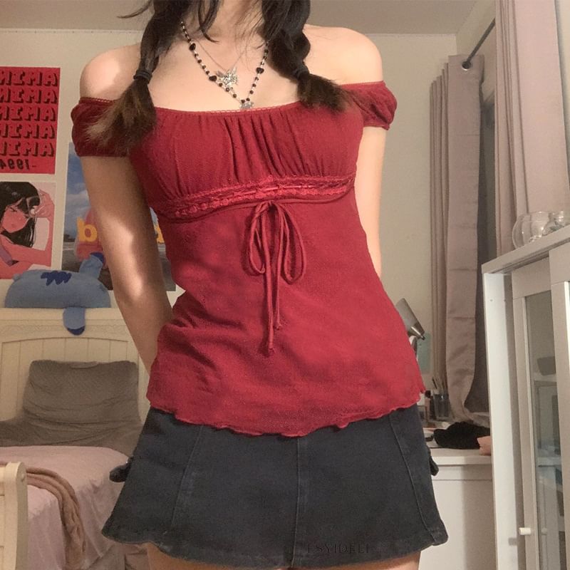 Genrovia - Off-shoulder effen vetertop met doorschijnende details