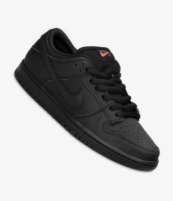 Nike SB Dunk Low Pro Schuh (black black black)
