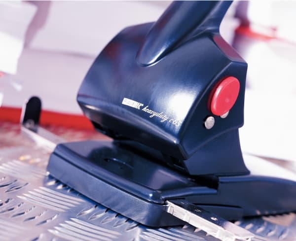 Rapid Fashion HDC65 - Hullstanser - robust - 65 ark - metall, ABS-plast - svart