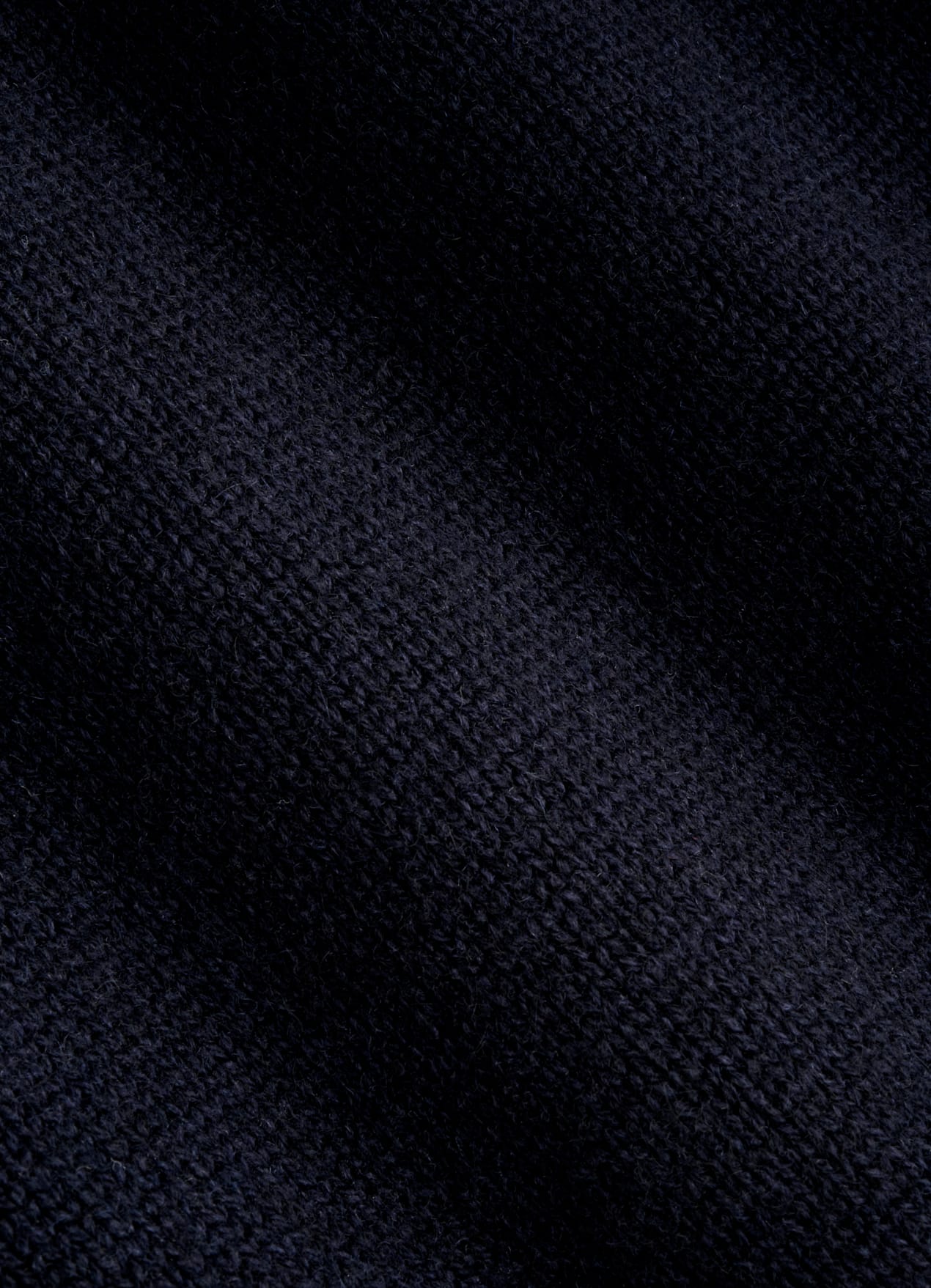 Pull col rond bleu marine