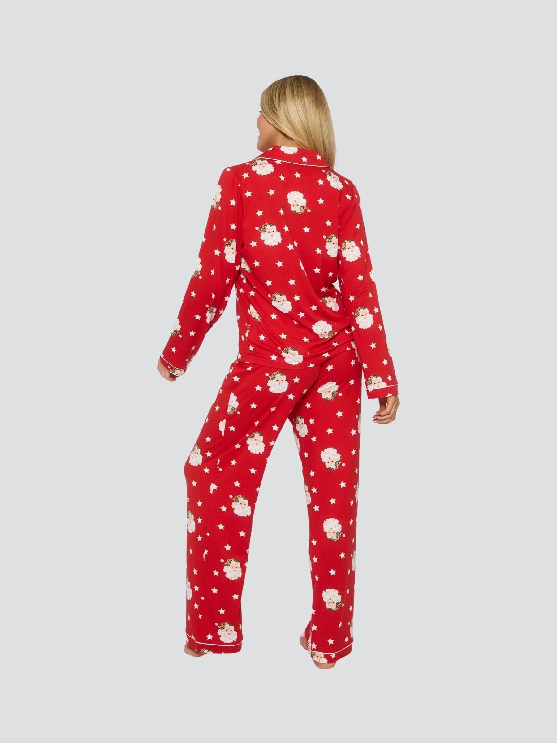 Loungeable Kerstmis Luipaard Santa Print Jersey Lange Pyjama Set met Knoopsluiting