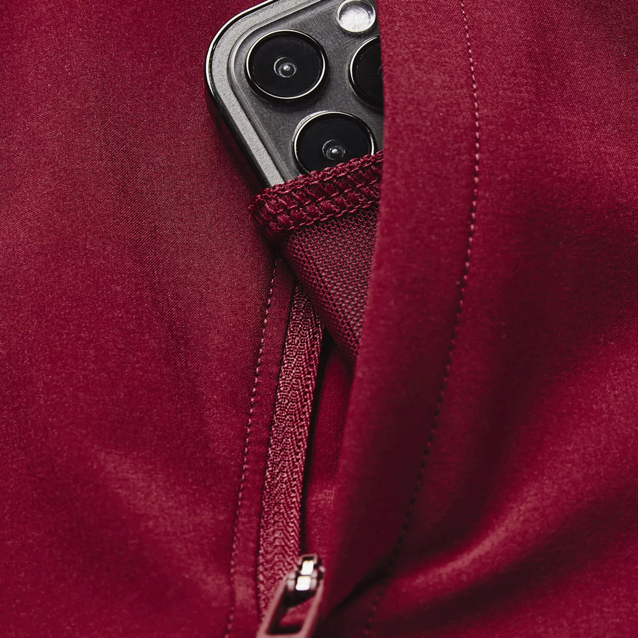 Under Armour Outrun The Storm Jacket Veste Running Femmes - Rouge Foncé