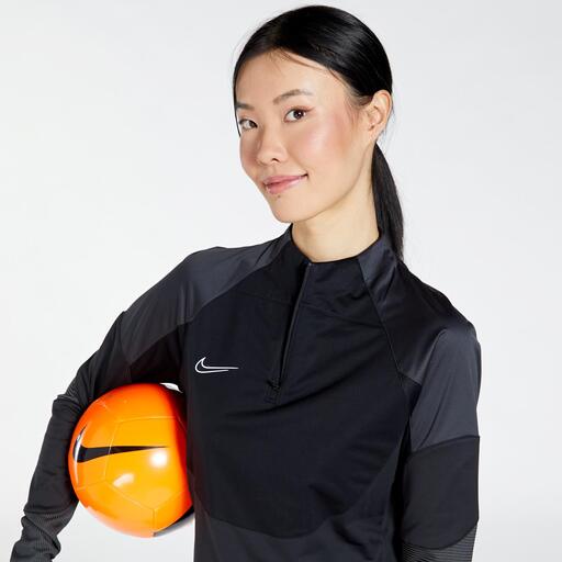 Nike Academy 21