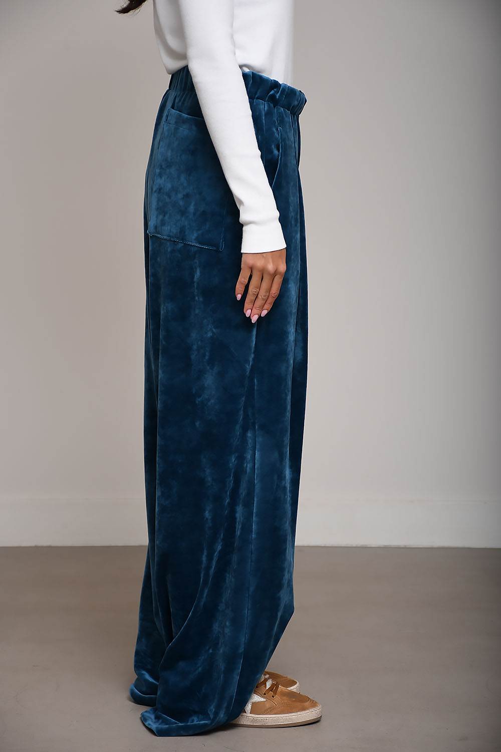 Velvet loose pants