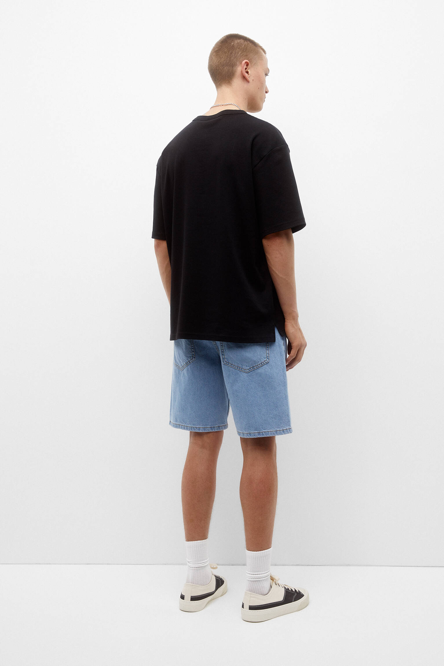 Bermuda jeans básica de corte folgado - Azul claro