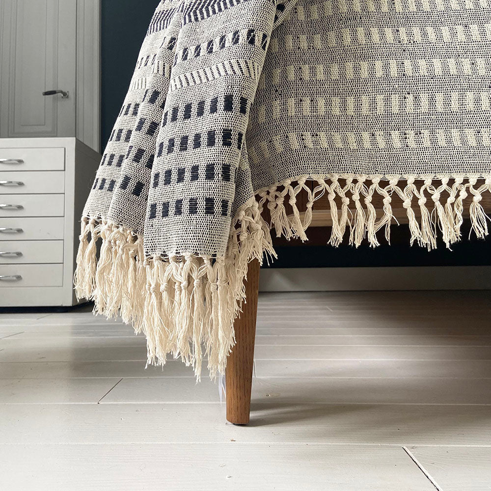 Malagoon Native Stripe Plaid 220 x 270 cm - Grijs